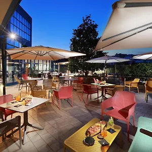 Tuscany Otel